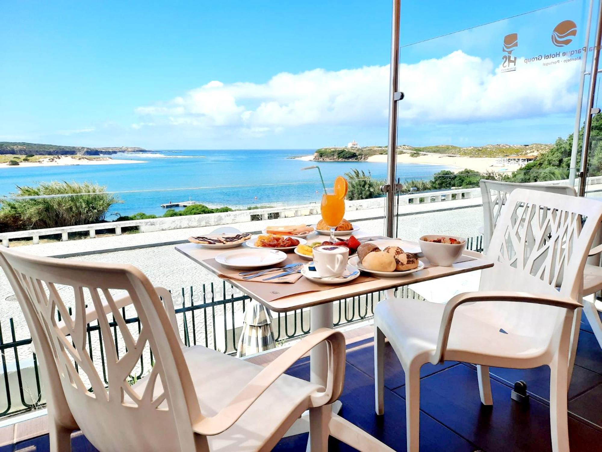 Hotel Hs Milfontes Beach - Duna Parque Resorts & Hotels 빌라노바데밀폰테스 외부 사진